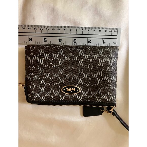 COACH New York  Brown w/Logo Zip Wristlet  Wallet 3x6 in.Number M 1480 53009B - Picture 5 of 13